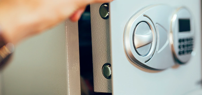 Fingerprint Safe Openers in Indio, CA